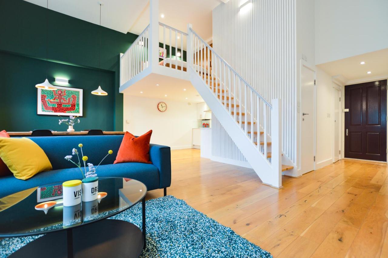 Spacious West Hampstead Apartment With Mezzanine Bedroom By Concept Apartments 伦敦 外观 照片