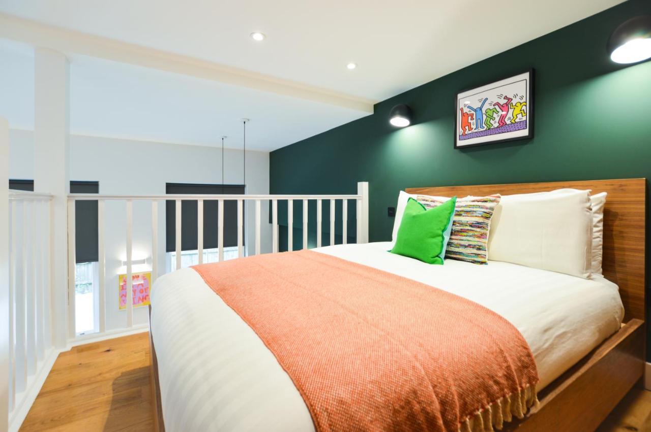 Spacious West Hampstead Apartment With Mezzanine Bedroom By Concept Apartments 伦敦 外观 照片